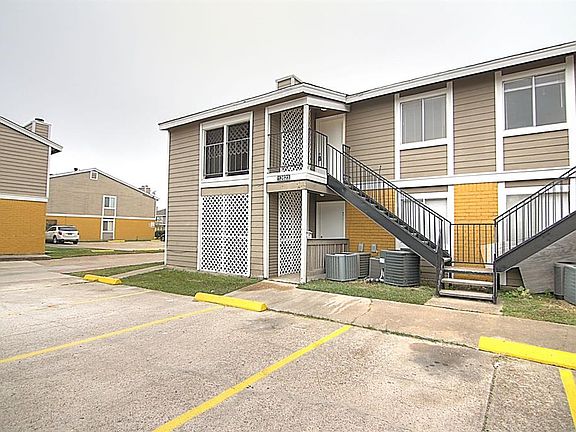 2nd image of 12623 Ashford Meadow Dr
