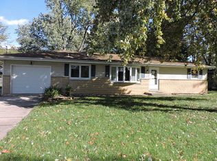 870 Mintler Dr, Mt Zion, IL