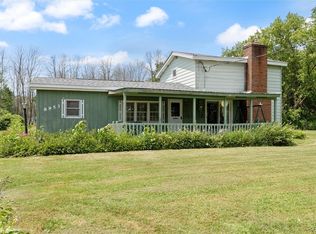 8953 Bushnell Shore Rd, Chittenango, NY 13037