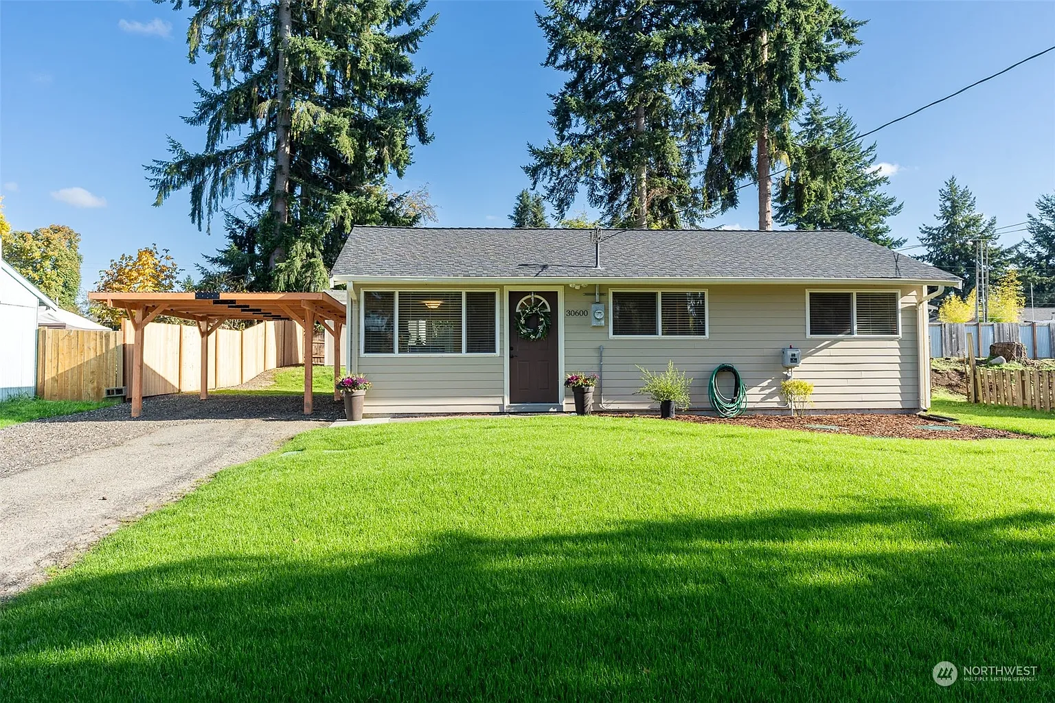 30600 2nd Avenue SW photo 1
