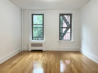 Rented by Lindemar LLC