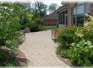 4986 Stone Lake Dr, Hamilton Twp, OH