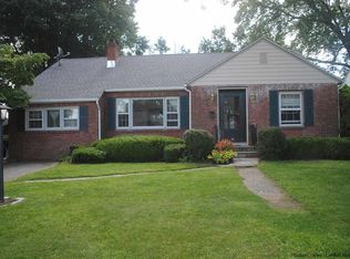 16 Colfax Pl, Kingston, NY 12401