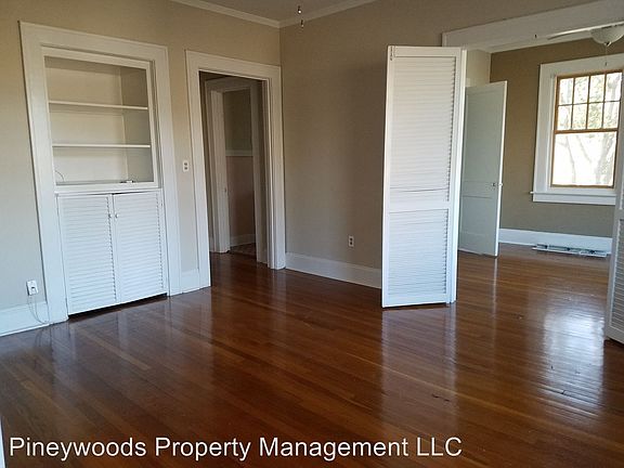 3rd image of 1914 W Dekle Ave APT 7