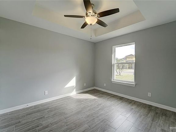 4th image of 5010 Date Palm St