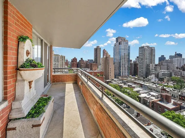 401 E 84th St APT 16A, New York, NY 10028