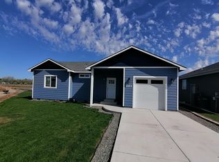 201 Villa Real Dr, Sunnyside, WA