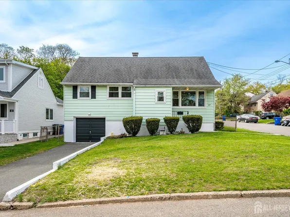 1 Alvin Ct, Metuchen, NJ 08840