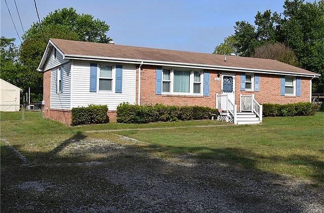 1st image of 16104 Edgewood Dr