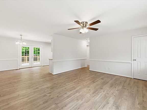 4th image of 3436 Bernies Ct S