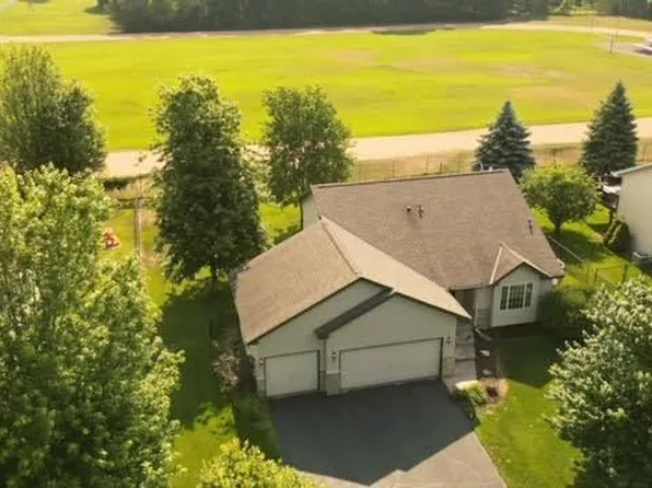 15333 Linnet St NW, Andover, MN 55304