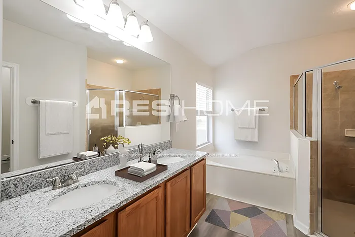 7435 Hawks Cliff Ct — Photo 13