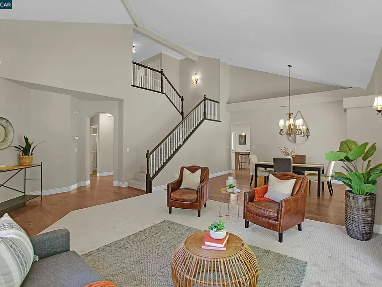 706 Endsliegh Ct — Photo 7