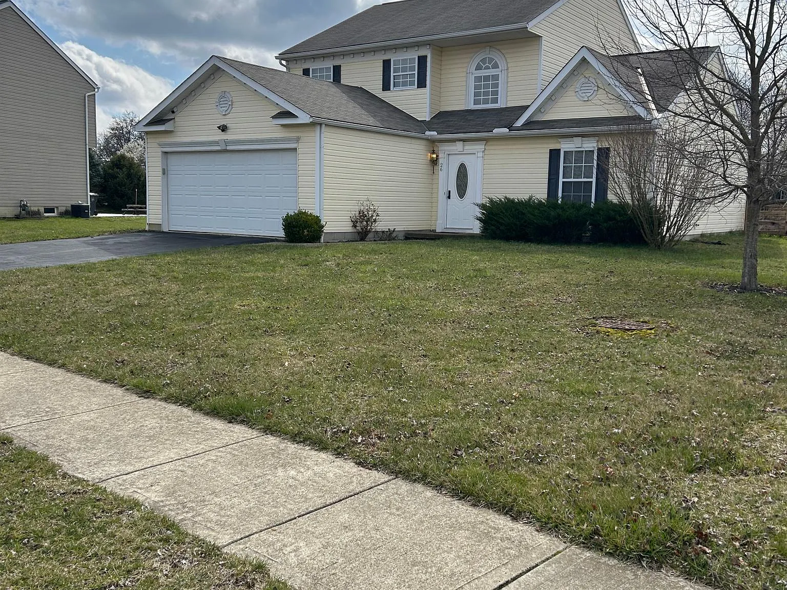 4 bed, 2000 sqft, $2,400 — Photo 3