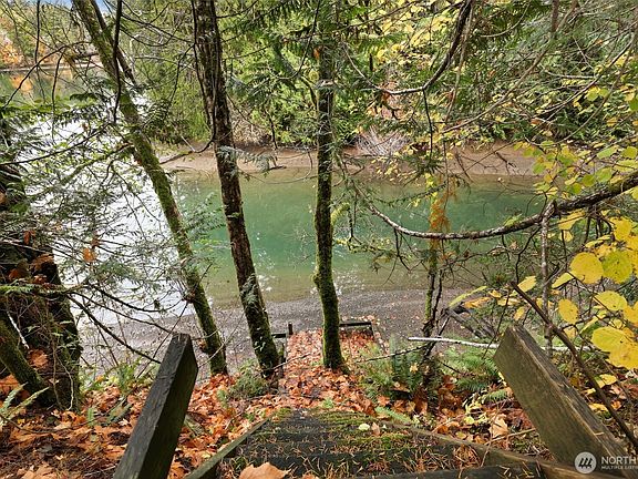 2nd image of 3093 SE Kamilche Point Road