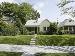 2212 R St NE, Washington, DC 20002