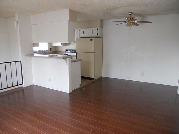 LIVING ROOM & DINING AREA