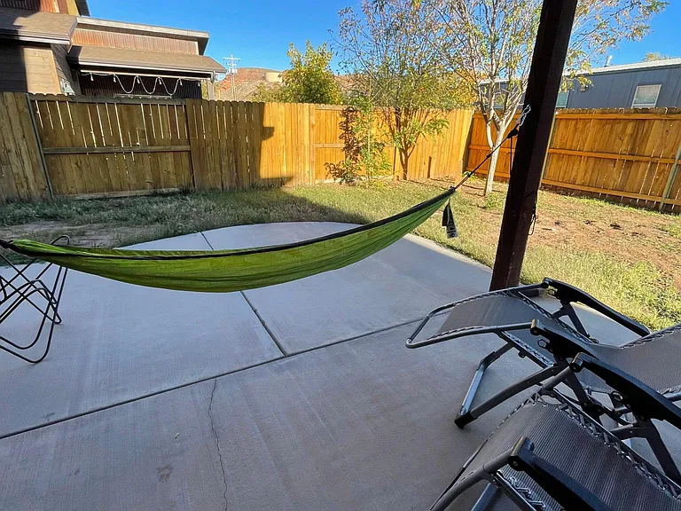 1110 E Bonita St — Photo 22