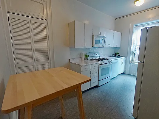 Rented by Ann Ferguson, LLC | media 49