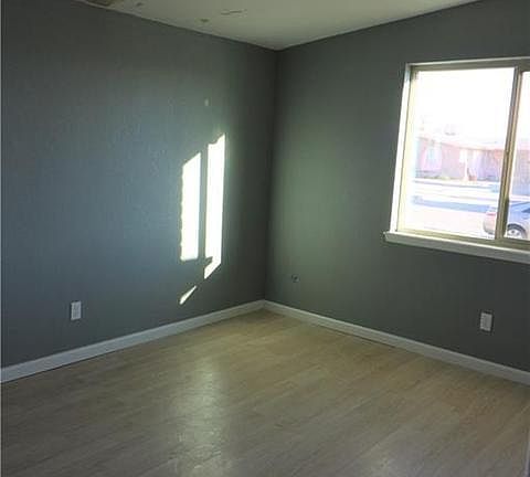 5th image of 10435 Tomwood Ave