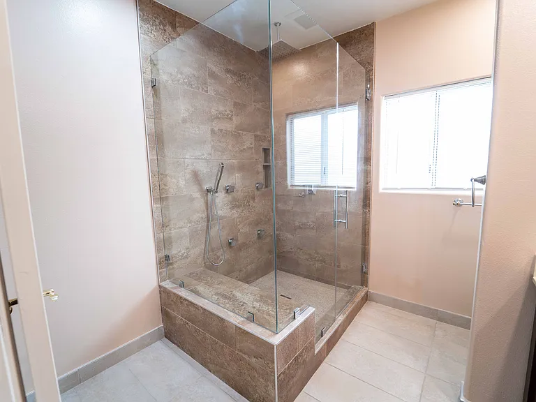 12011 Goshen Ave #202 — Photo 33