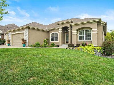 405 S Fox Ridge Dr, Raymore, MO, 64083