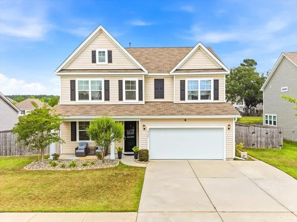2724 Harmony Lake Dr, Johns Island, SC 29455