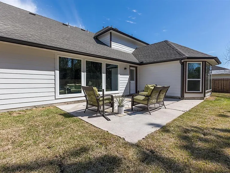 522 Jeremy Ct — Photo 38