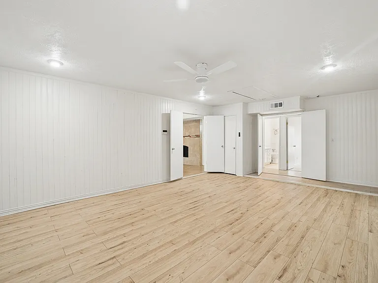 5161 Bartlett Dr — Photo 10