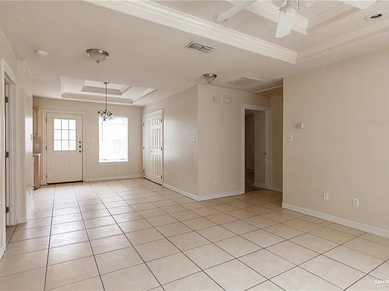 2505 Shasta Ave #3 — Photo 2