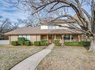 203 Winding Creek Dr, Highland Village, TX 75077