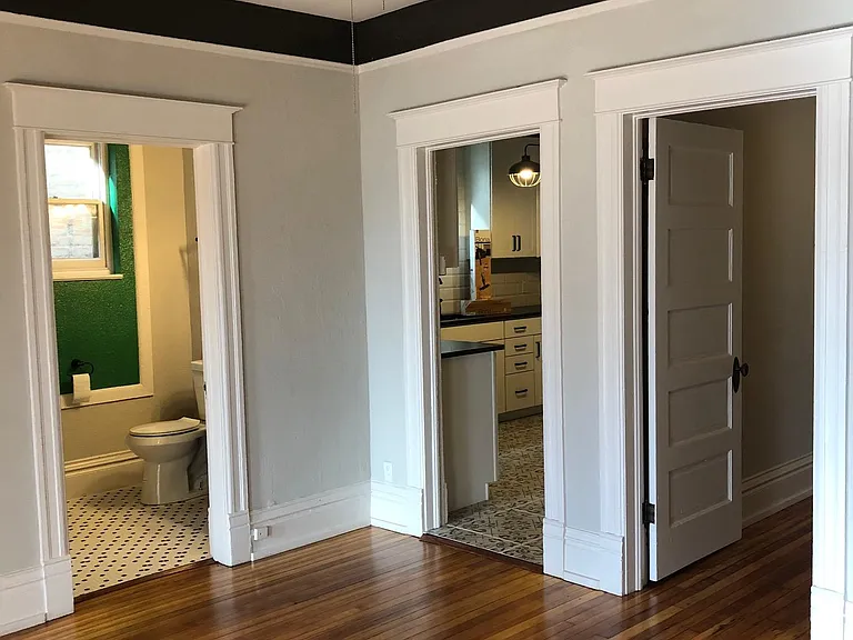 37 W Maple Ave — Photo 2