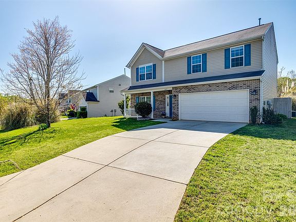 3rd image of 1612 Beleek Ridge Ln
