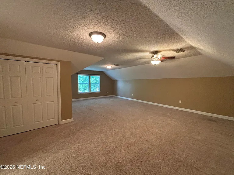 11827 Crusselle Dr — Photo 18