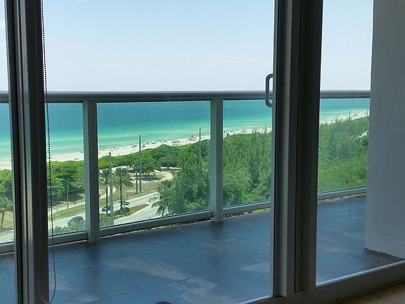 2nd image of 100 Bayview Dr APT 1407