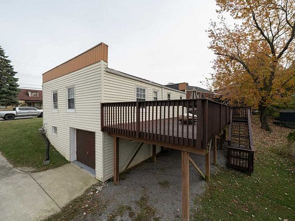 3rd image of 1208 Dayton Ave