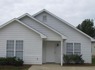 713 Pine Hill Ct, Phenix City, AL 36869