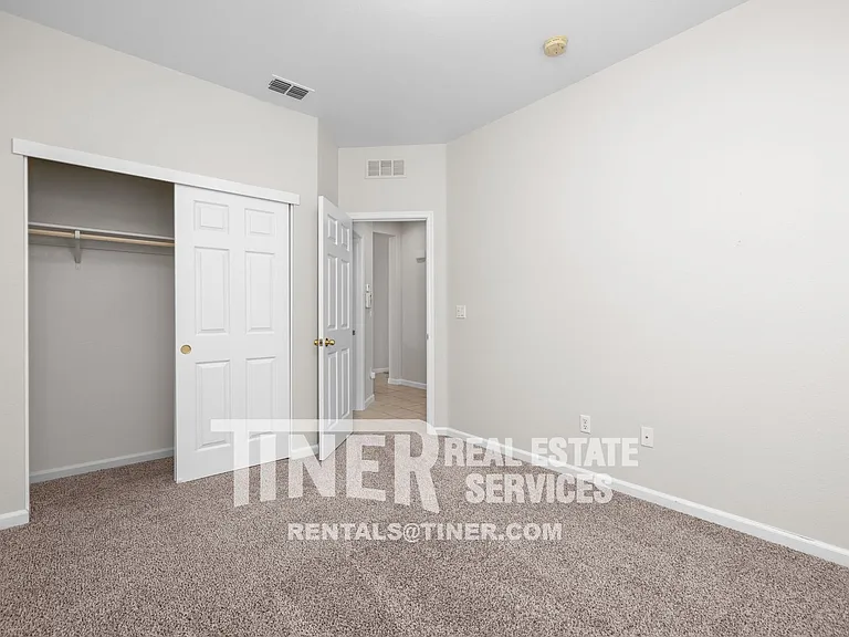 1422 Stoney Cross Ln — Photo 32