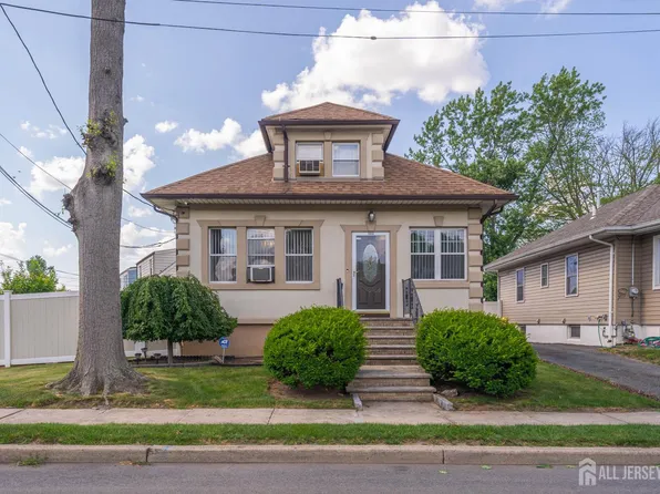 2046 Barnett St, Rahway, NJ 07065