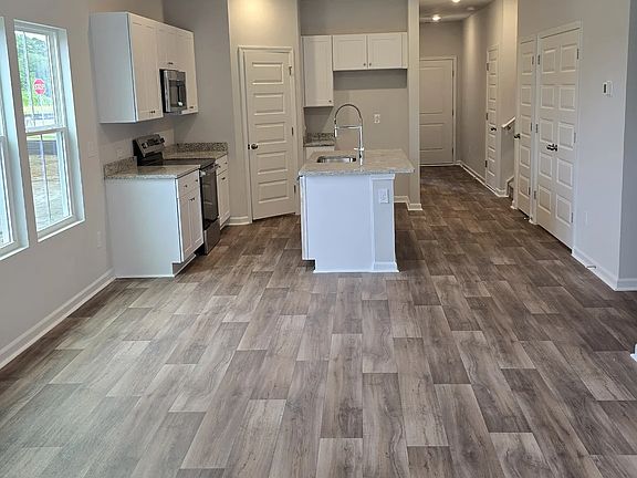 3rd image of 2106 Osprey Isle Ln SW