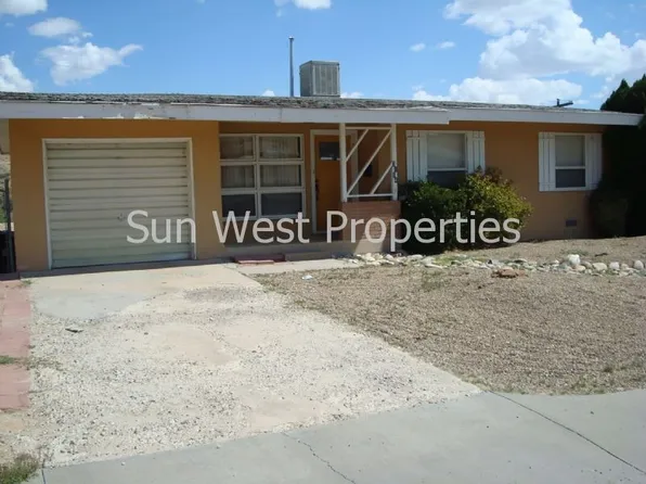 3104 Crestridge Dr, Farmington, NM 87401