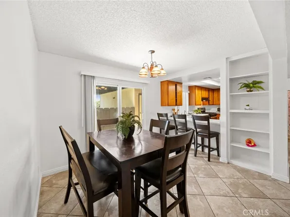 107 Tiger Ln, San Jacinto, CA 92583