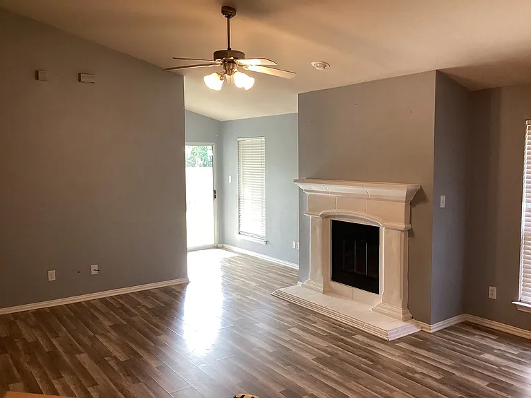 11912 Porcupine Dr — Photo 7