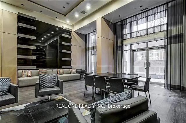 58 Orchard View Blvd #1011 — Photo 6