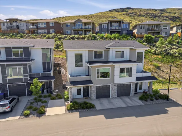 2045 Stagecoach Dr #105, Kamloops, BC V2B 0H8