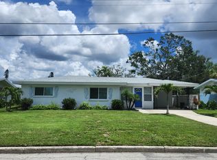205 22nd St NE, Bradenton, FL 34208
