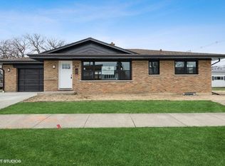 250 W Madison St, Elmhurst, IL 60126