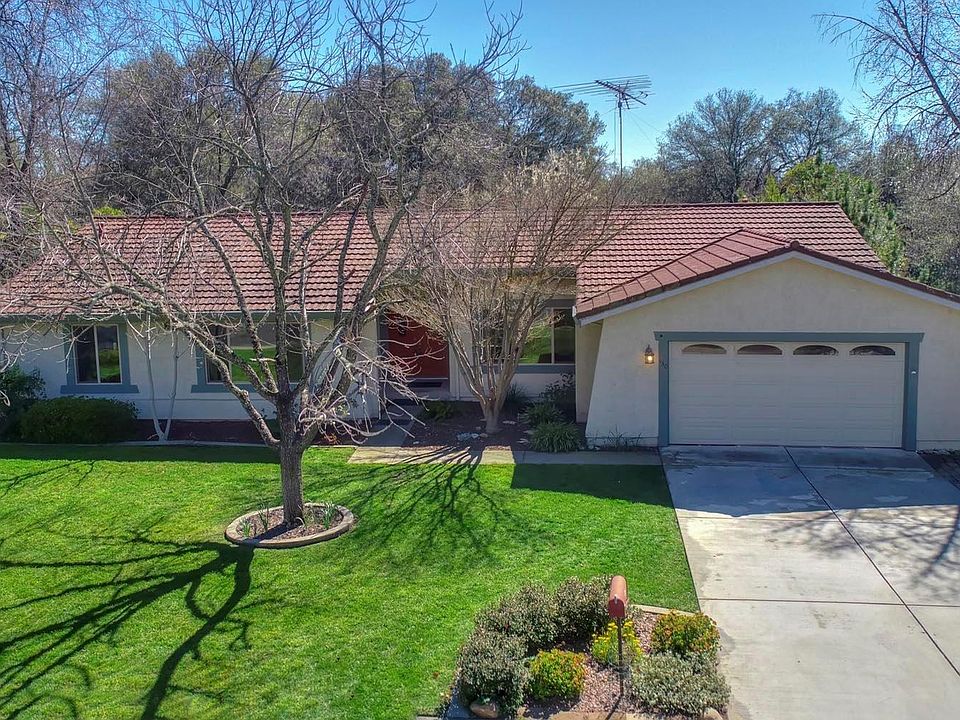 1st image of 130 Sunrock Dr