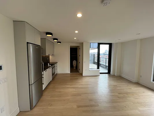 Rented by Dalan Rentals | media 33