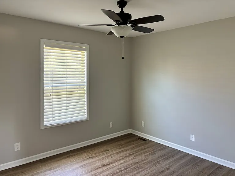 76 Al White Dr — Photo 10